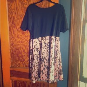 Pink/black/brown dress